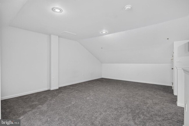 Building Photo - 102 Ashley Way