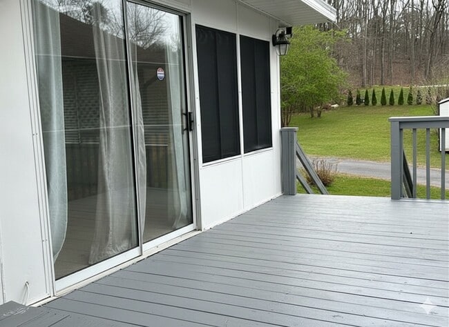 Building Photo - 4641 Due W Rd NW