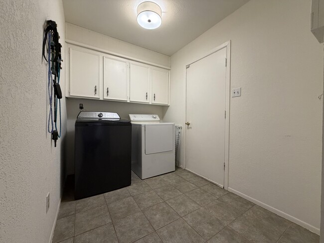 Building Photo - 8422 Gary Ave