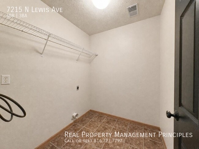 Building Photo - 7215 N Lewis Ave