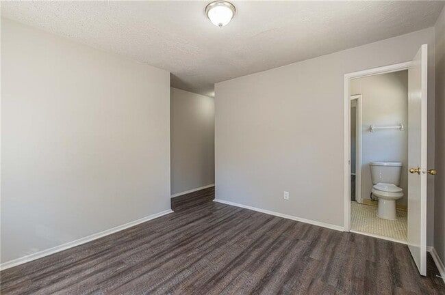 Building Photo - 1798 Dogwood Ct SW