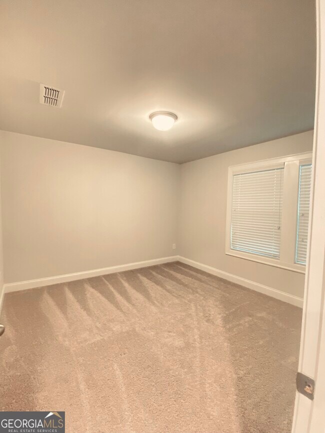Building Photo - 3290 Summerpoint Crossing