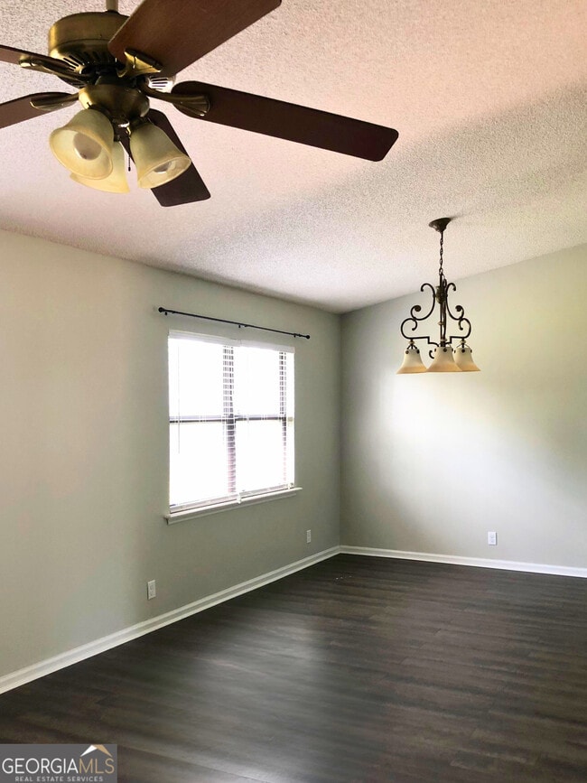 Building Photo - 314 Briarwood Cir