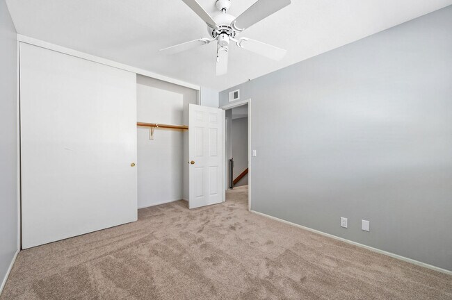 Building Photo - 945 Finnell Way