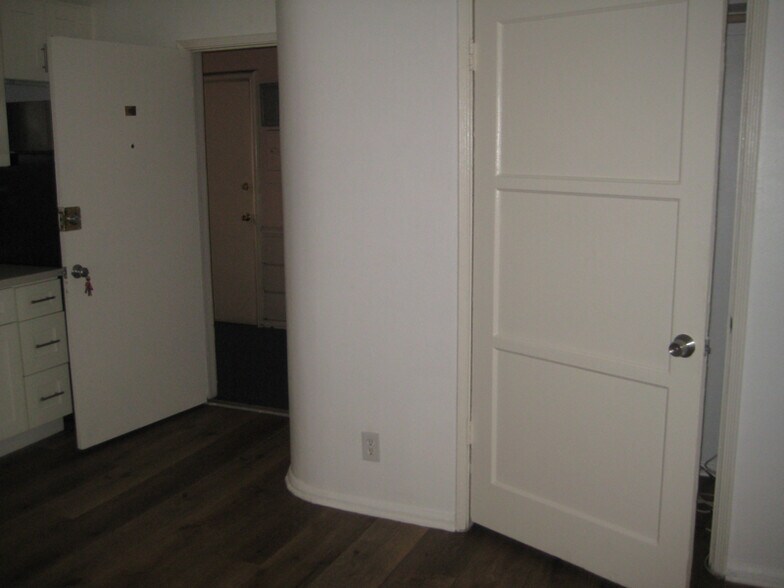 Building Photo - 1781 Orchid Ave