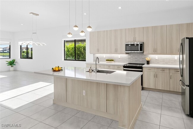 Building Photo - 4947 Brigata Wy