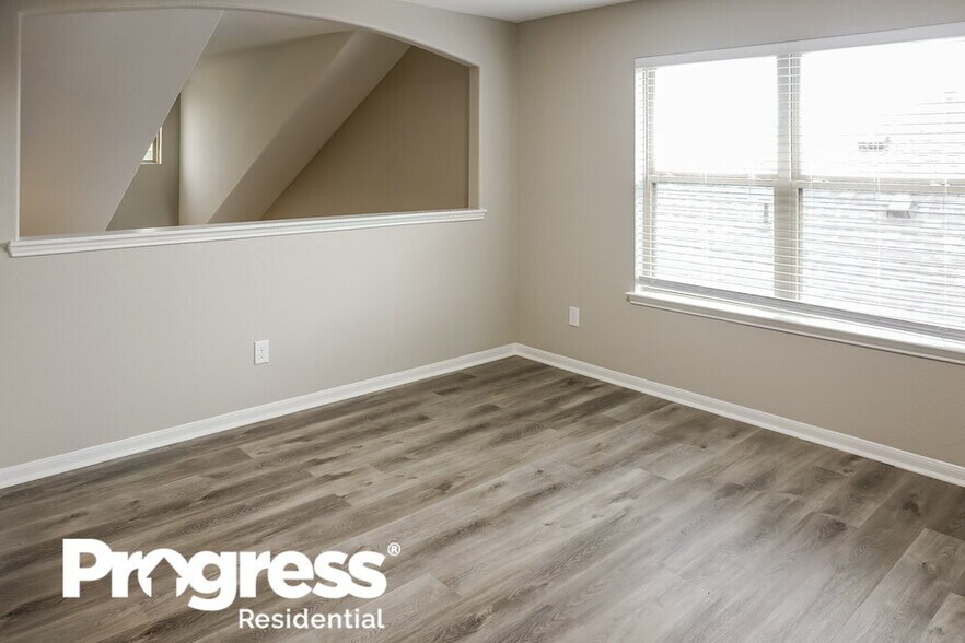 Building Photo - 5139 Misty Ln
