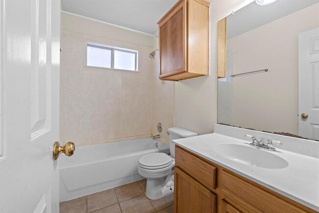 Building Photo - 1137 Don Ann St