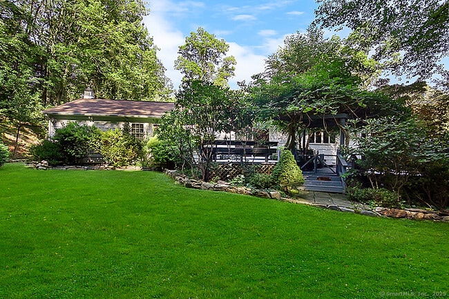 Building Photo - 2180 Cross Hwy