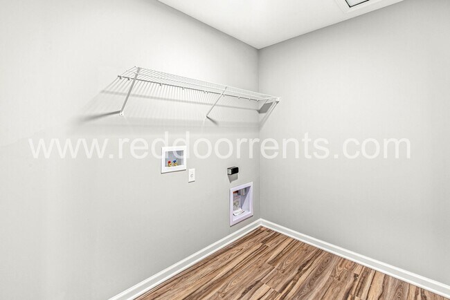 Building Photo - 5218 Triple Crown Wy