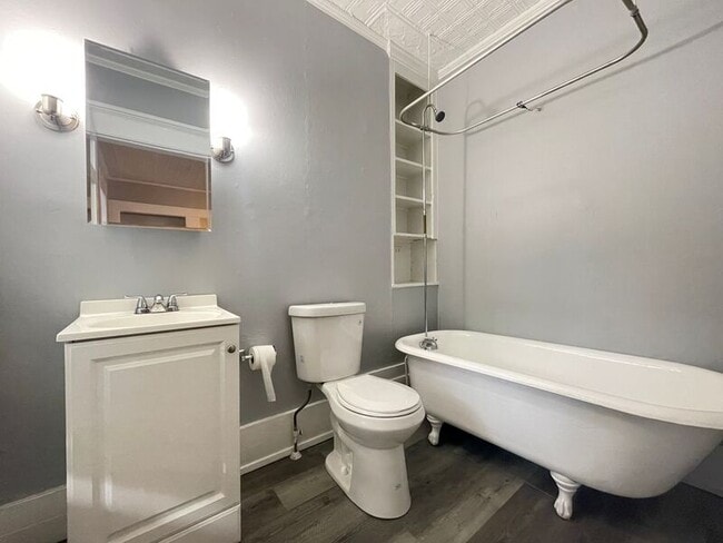 Building Photo - 325 Amherst St