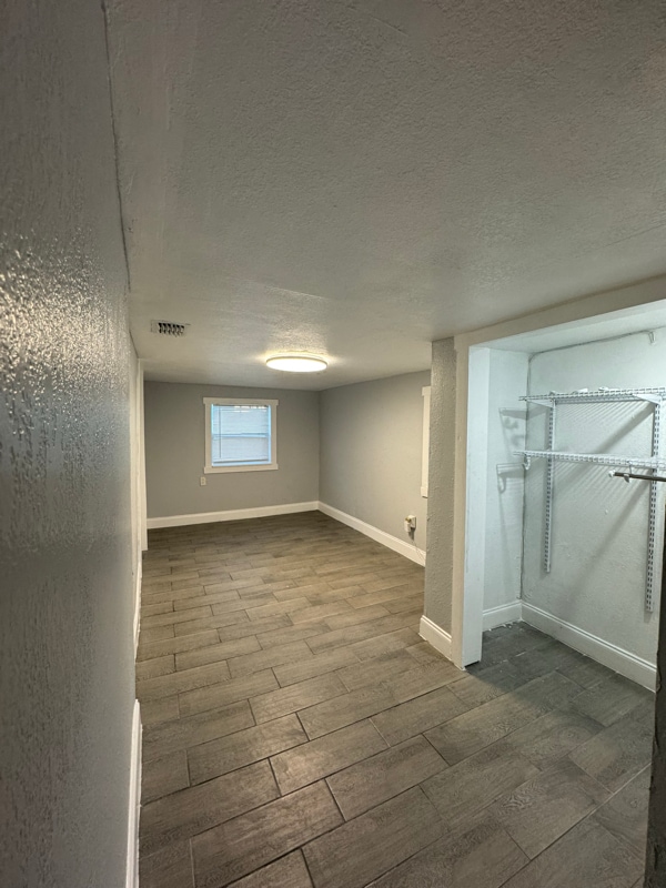 Building Photo - 9402 N 16th St