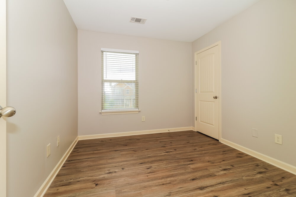 Building Photo - 50 Vivid Ln