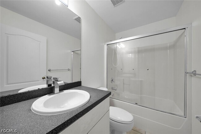 Building Photo - 2033 Andalusia Blvd