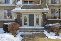 Building Photo - 238 E Bailey Rd