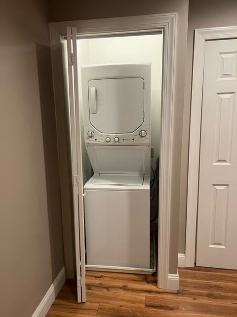 Building Photo - 214 Bridge Street #5