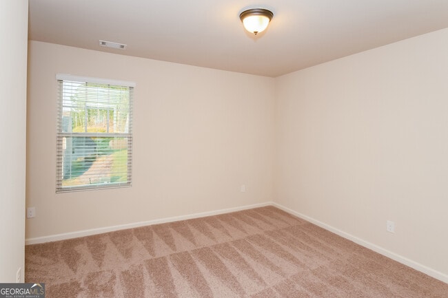 Building Photo - 48 Culver Ridge Dr