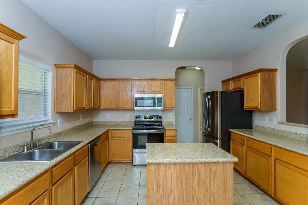 Building Photo - 6111 Briscoe Leaf