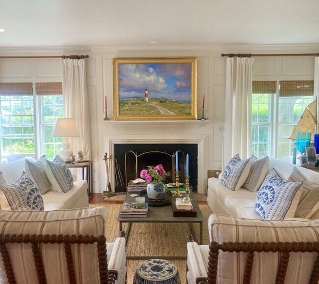 Building Photo - 44 Main St