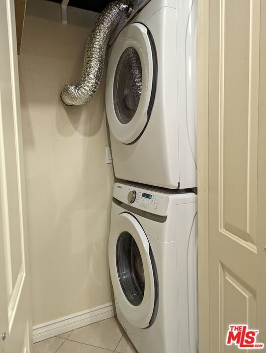 Building Photo - 2925 E Spaulding St