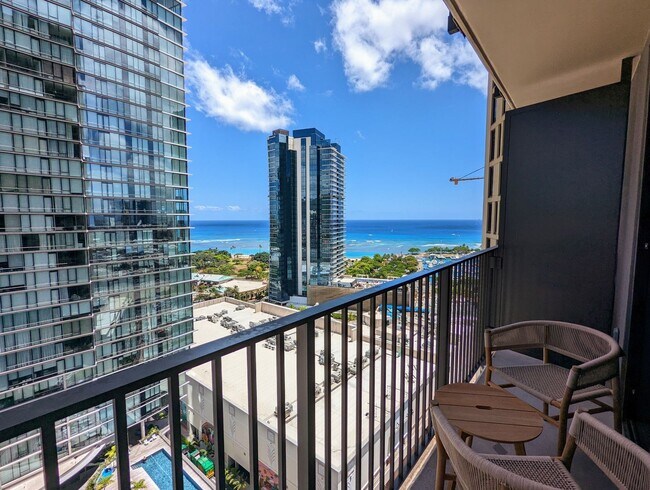 Building Photo - Fully Furnished Ocean View luxurious Studio with 1-Parking and storage at 'A'ali'i