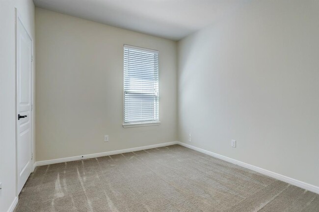 Building Photo - 2614 Morning Meadow Dr