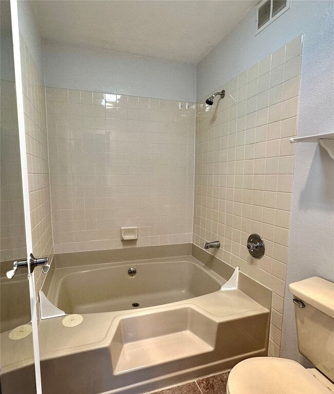 Building Photo - 2Bd/2Ba Kirkland Condo