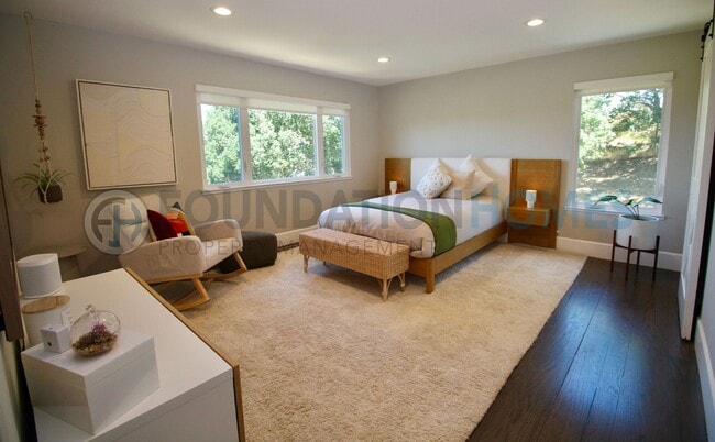 Building Photo - Fully Furnished 5BD/2.5BA Hillside View Home-FOUNDATION