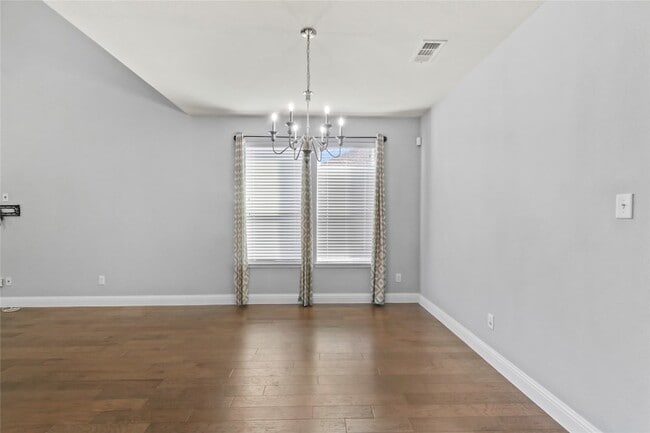 Building Photo - 4424 Overbrook Dr