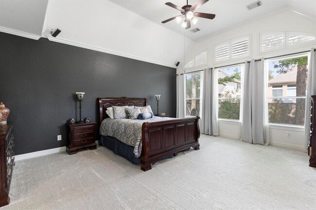 Building Photo - 99 W Hullwood Cir