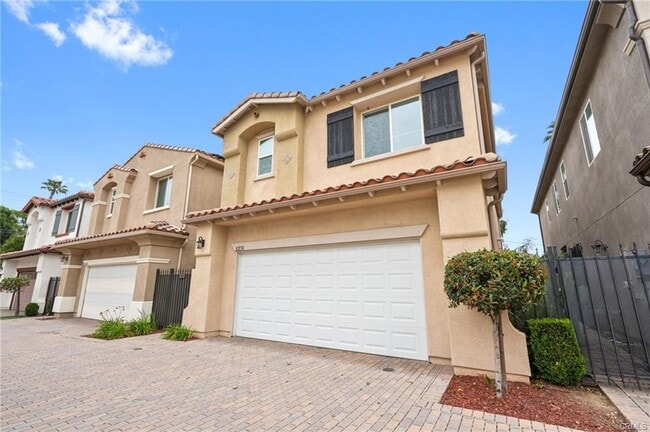 Building Photo - 8258 Haven Ln