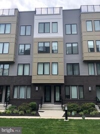 Building Photo - 1303 Reed Aly