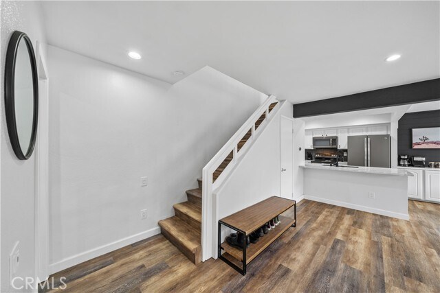 Building Photo - 25712 Le Parc