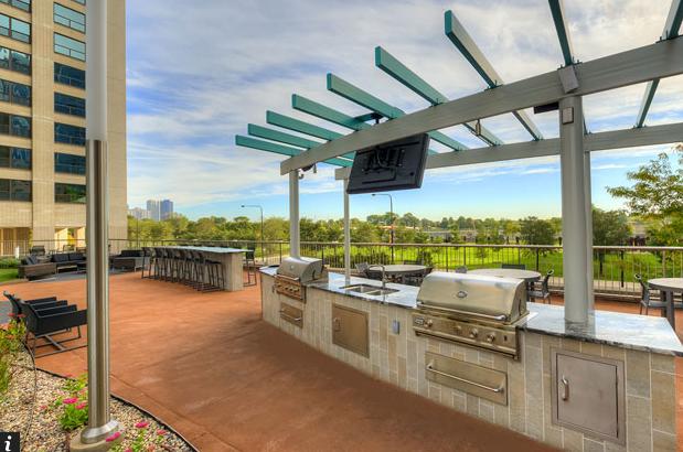 Building Photo - 1134 S Michigan Ave