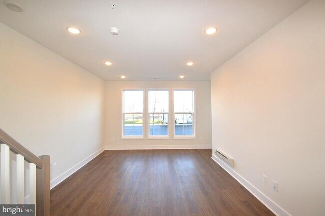 Building Photo - 21838 Beckhorn Sta Ter