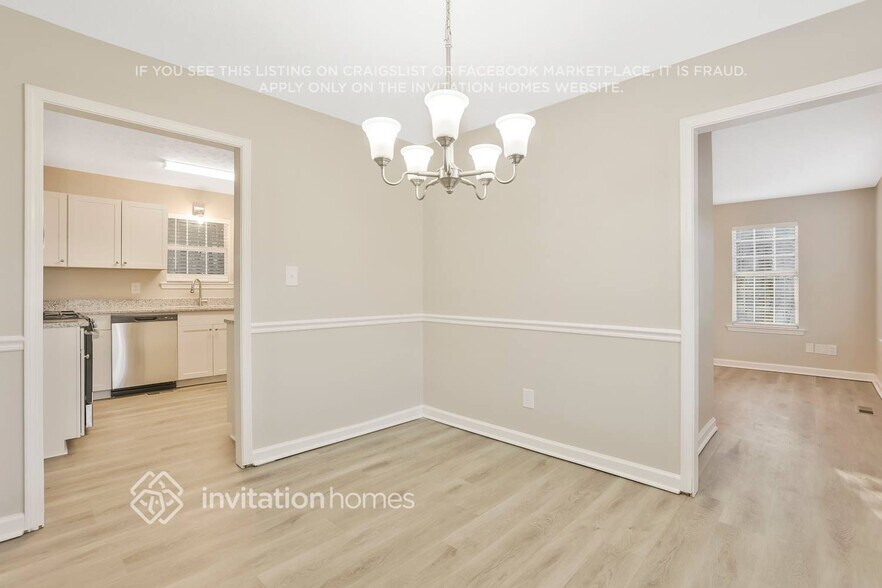 Building Photo - 38 Sherwood Forest Dr