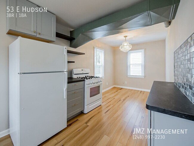 Building Photo - 53 E Hudson Ave