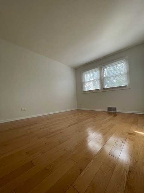 Building Photo - 431 Wilmette Ave