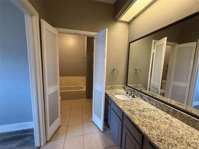 Building Photo - 13327 Daystrom Ct