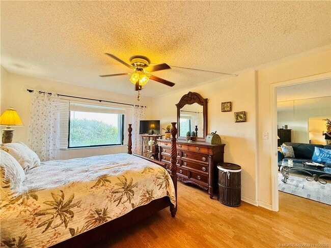 Building Photo - 9400 S Ocean Dr