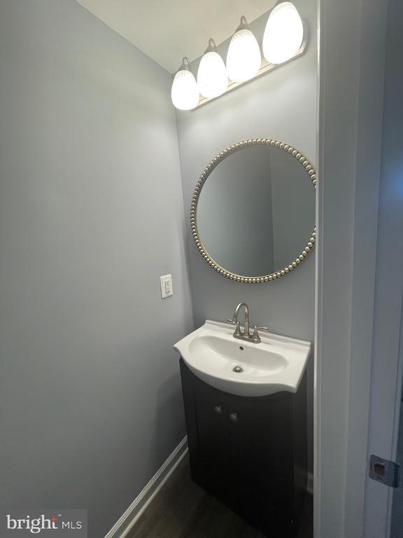 Building Photo - 1405 Potomac Heights Dr