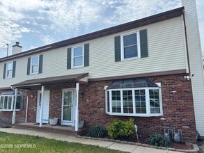 Building Photo - 148 Bayshore Dr