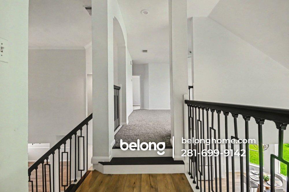 Building Photo - 2855 Everett Dr