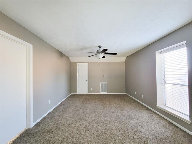 Building Photo - 12404 Riva Ridge Ln