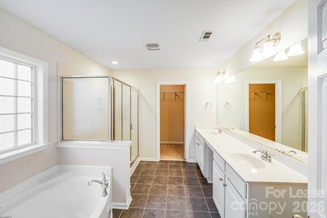 Building Photo - 9710 Rocky Ford Rd