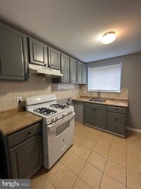 Building Photo - 1120 Shields Pl