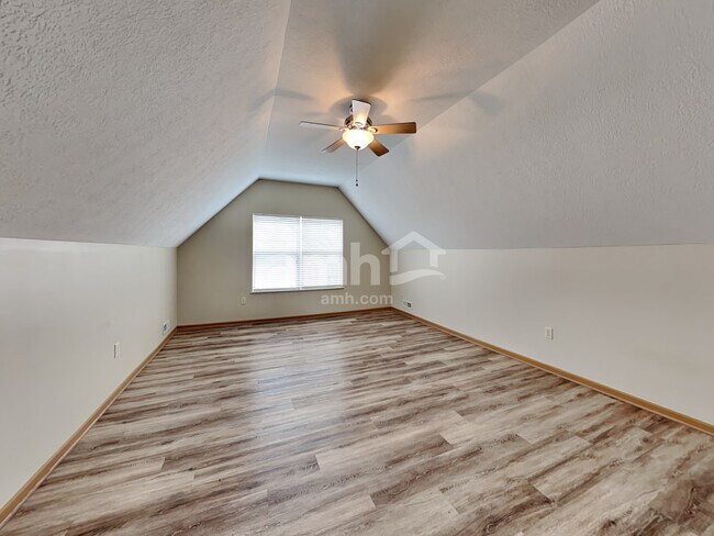 Building Photo - 7194 Winterbek Ave