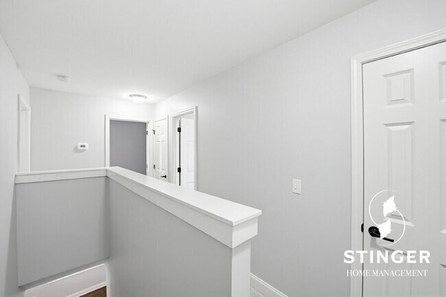 Building Photo - 379 Dante Cir