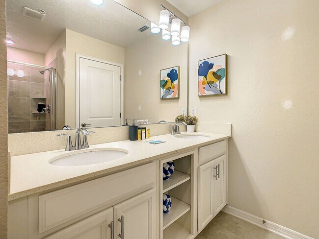 Building Photo - 4741 Clock Tower Dr