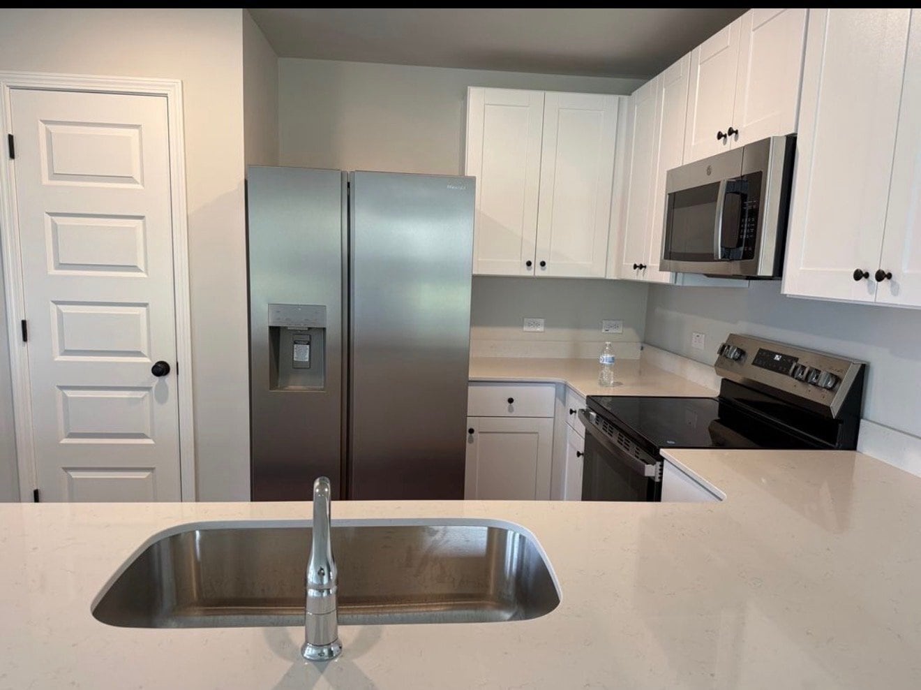 Building Photo - 1098 Cooper Hawk Ln SW